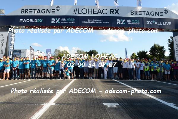 http://v2.adecom-photo.com/images//1.RALLYCROSS/2021/RALLYCROSS_LOHEACRX _2021/AMBIANCE_DIVERS/40E_4326.JPG